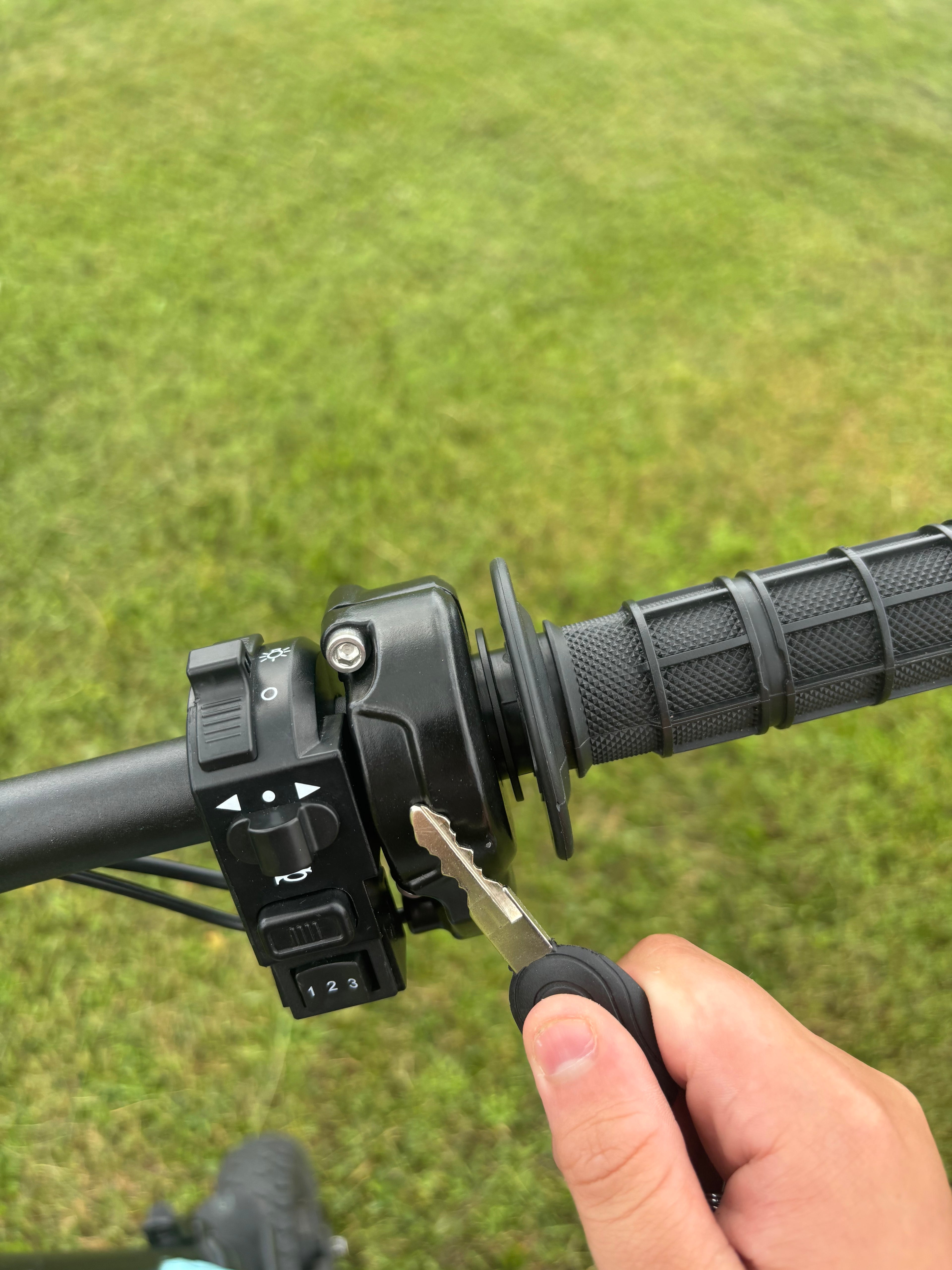 Surron throttle for scooter plug and play